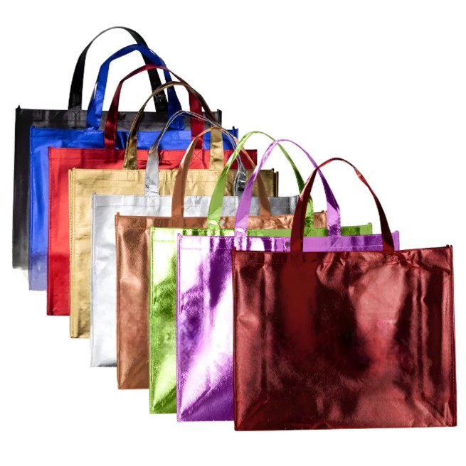 sacola metalizada com logotipo de empresa